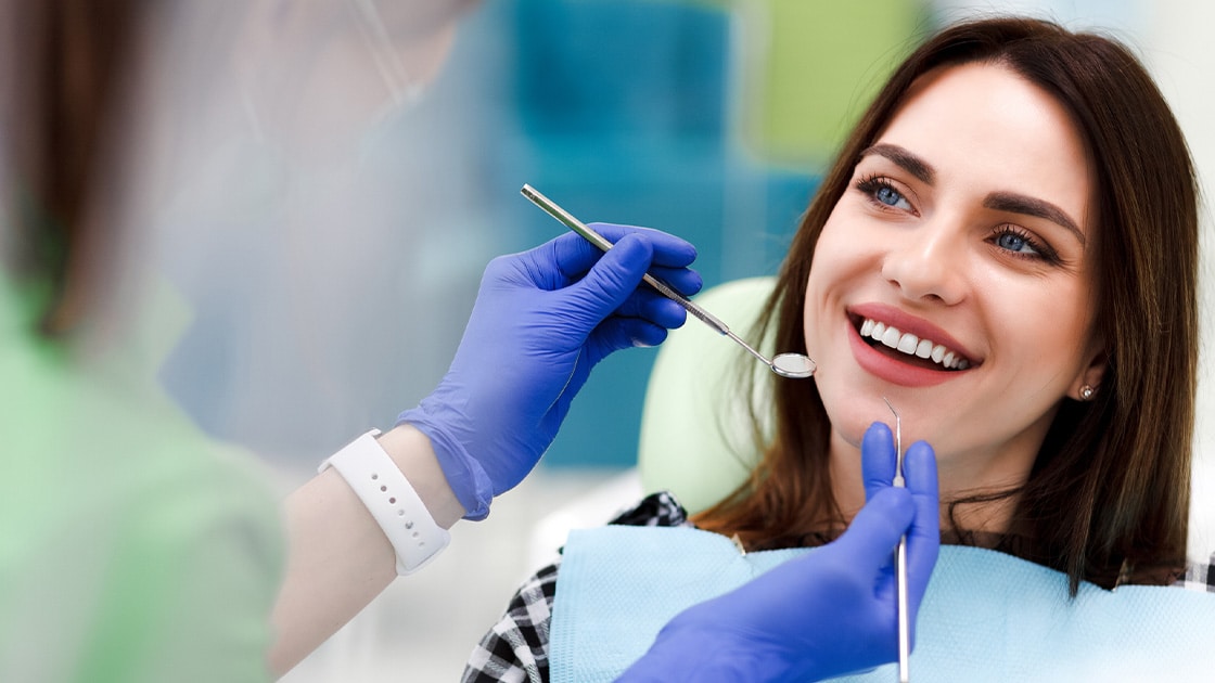 Lady in black and white